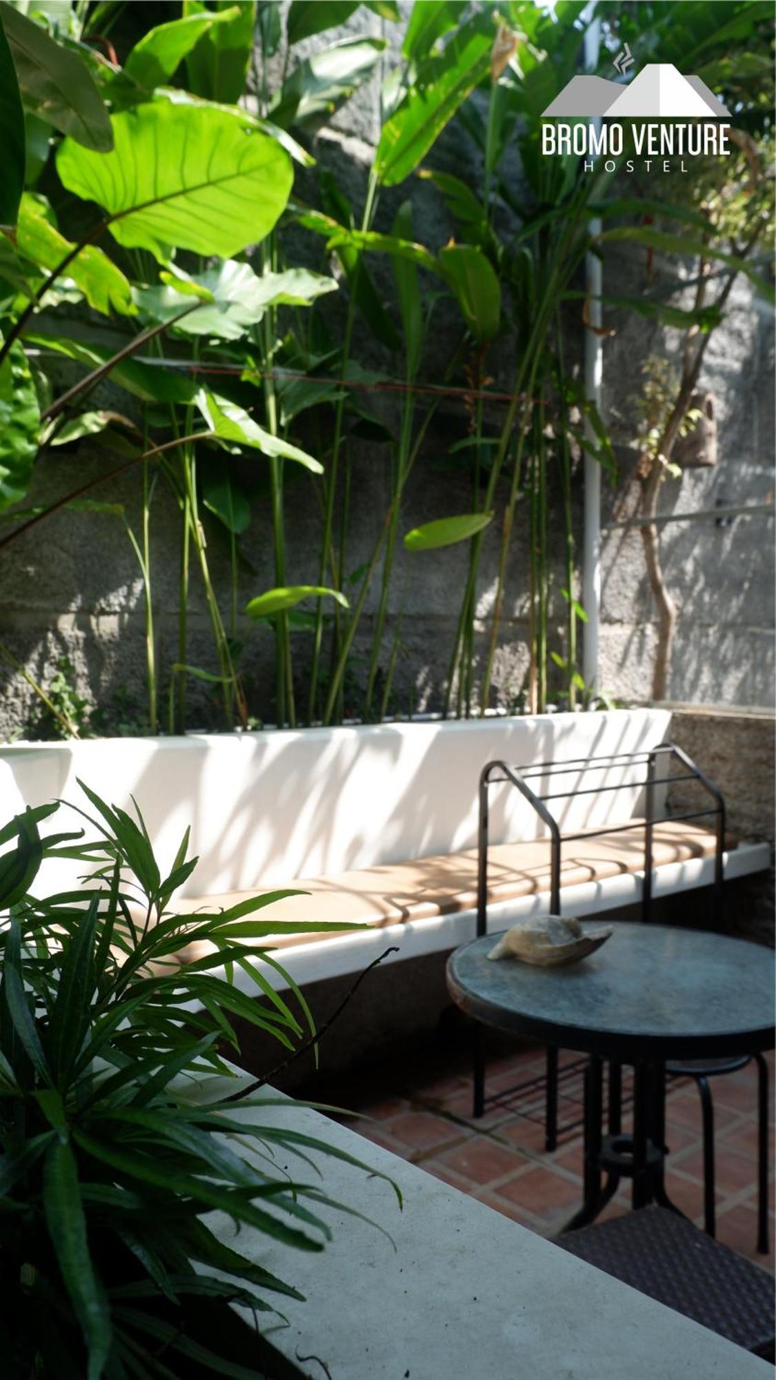 Bromo Venture Hostel Probolinggo Kültér fotó